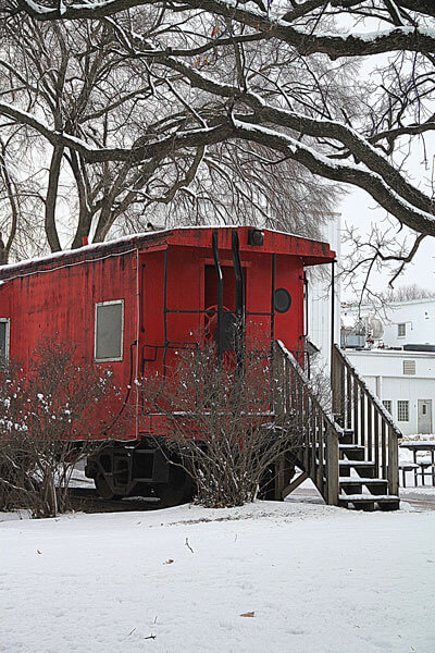 Red-caboose-in-winter